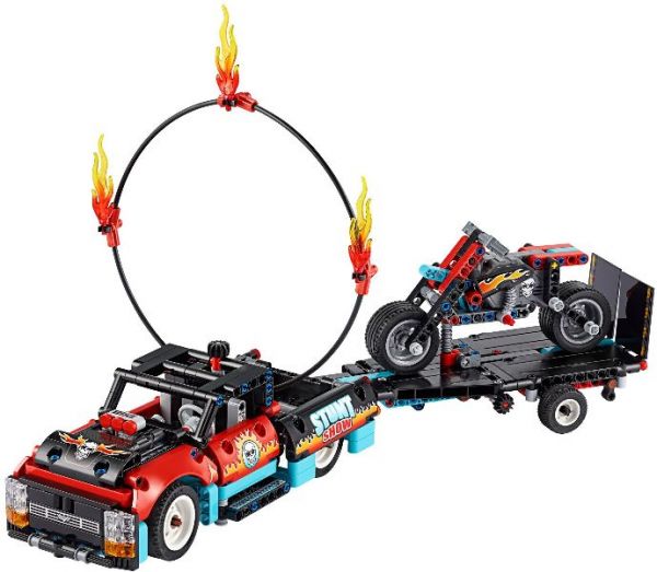 Lego 42106 Technic Шоу трюков на грузовиках и мотоциклах поврежденная коробка